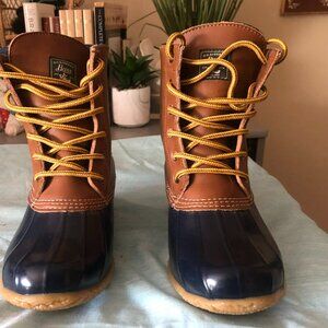 G.H. Bass Vintage Duck Boots -NEW Size 9